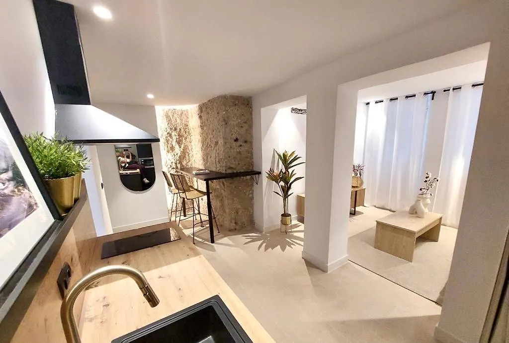 Apartment Helearon Suite Malaga Spain