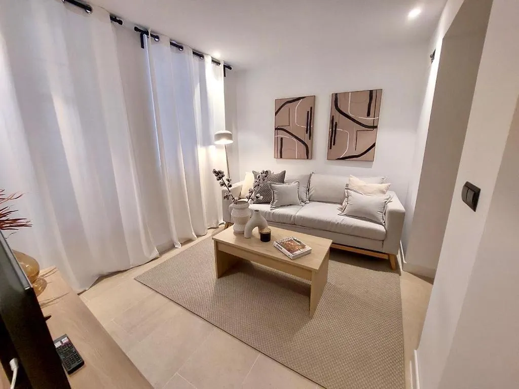 Helearon Suite Málaga 0*,